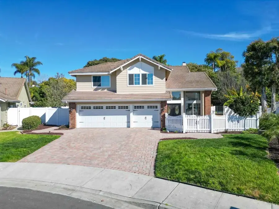354 Lustrosos Street, Oceanside, CA 92057 - Image #3