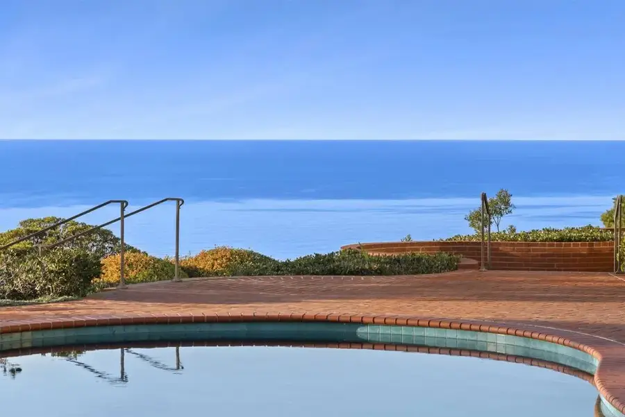 7301 Encelia Drive, La Jolla, CA 92037 - Image #3