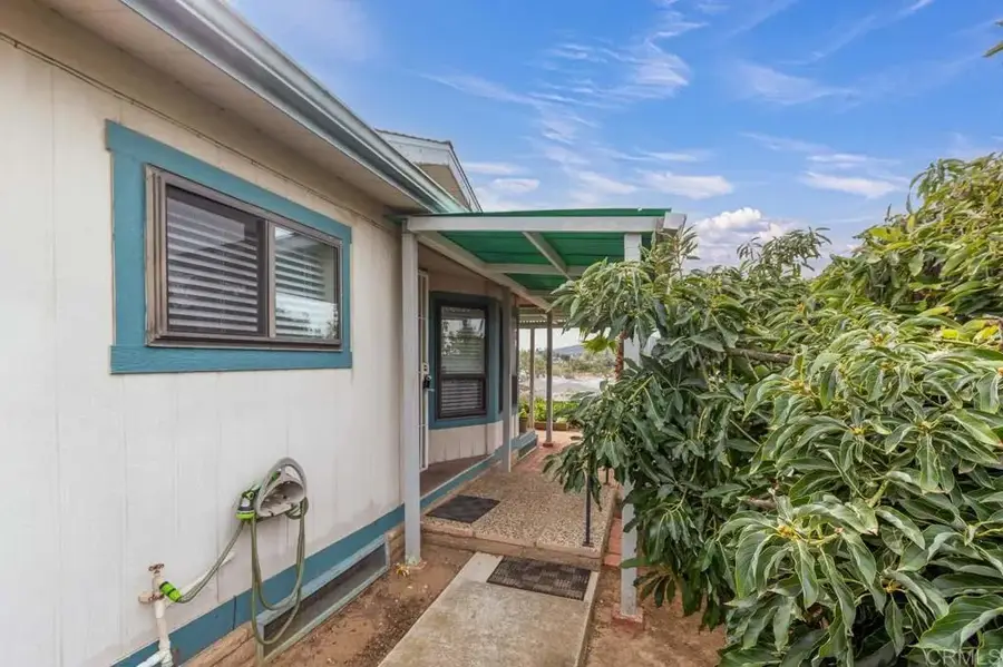 1719 Kiwi Gln, Escondido, CA 92026 - Image #3