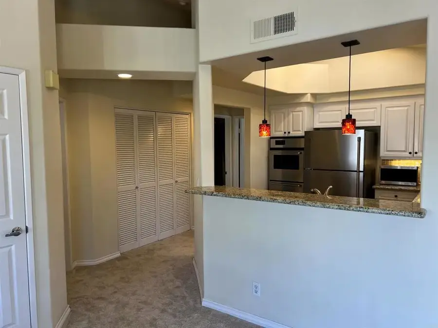 8597 Via Mallorca #E, La Jolla, CA 92037 - Image #3