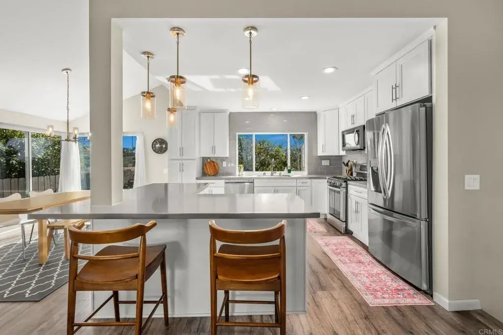 9877 Via Caceres, San Diego, CA 92129 - #1