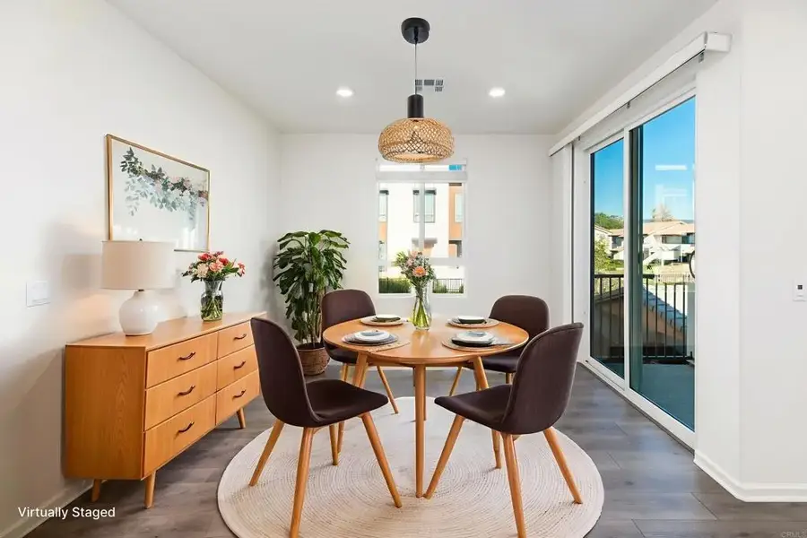 953 Radcliffe Trail, Vista, CA 92081 - #2