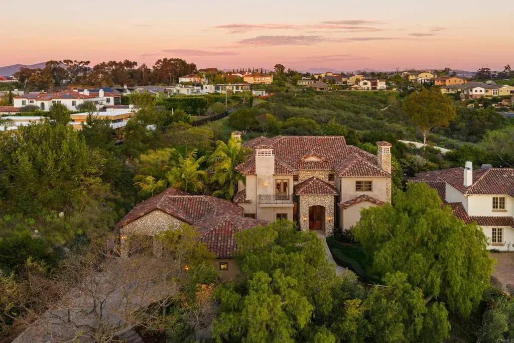 5560 Meadows Del Mar, San Diego, CA 92130 - #1