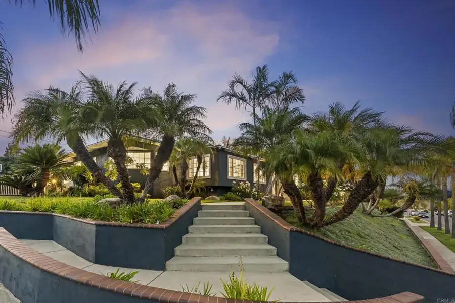 1102 Fleetridge Drive, San Diego, CA 92106 - #3