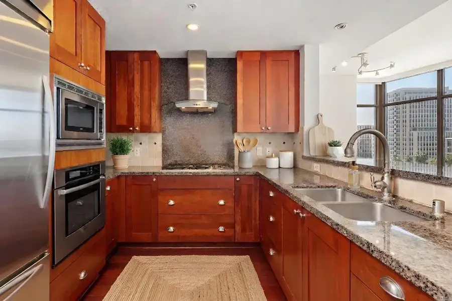 700 W E Street #801, San Diego, CA 92101 - #2