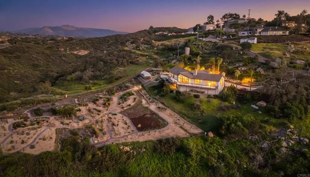 13005 Via Suena, Valley Center, CA 92082 - #1