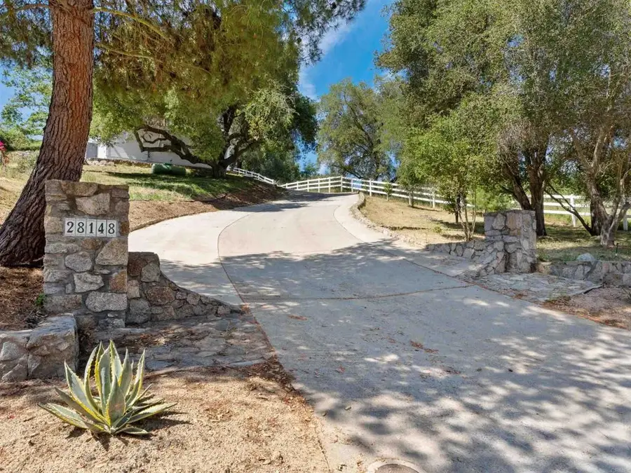28148 Mountain Meadow Road, Escondido, CA 92026 - #2