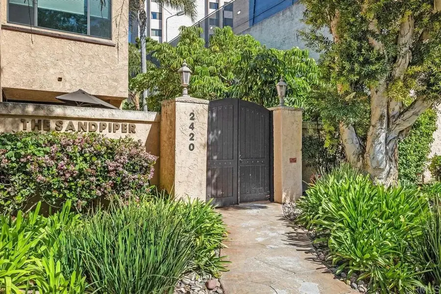 2420 Torrey Pines Road #B202, La Jolla, CA 92037 - #2