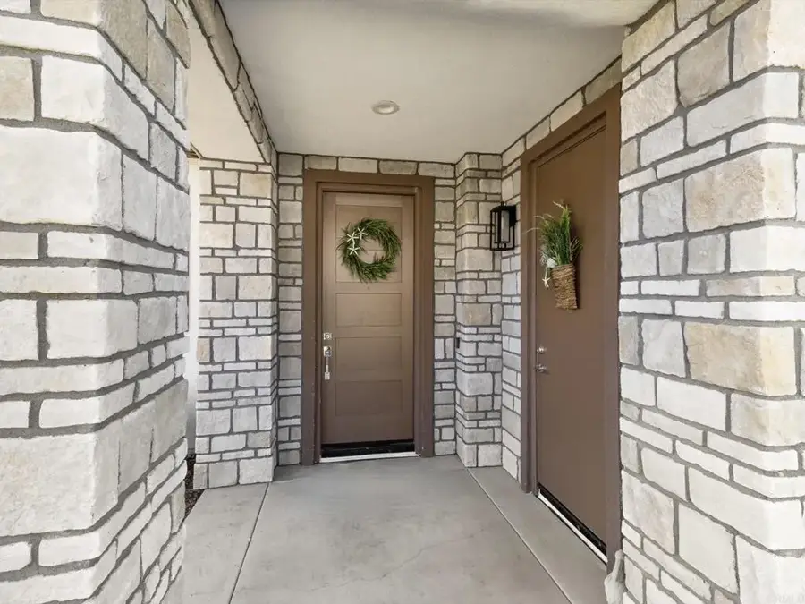 1858 Avocado Rd, Oceanside, CA 92054 - #3