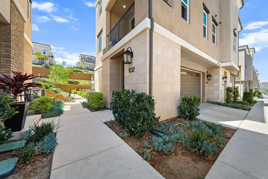 1226 Sunrise View #102, San Marcos, CA 92078 - #2