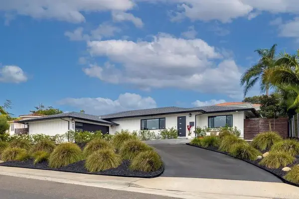 8675 Glenwick Lane, La Jolla, CA 92037