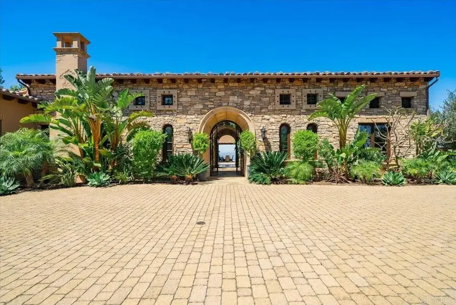 7930 Camino De Arriba, Rancho Santa Fe, CA 92067 - #2