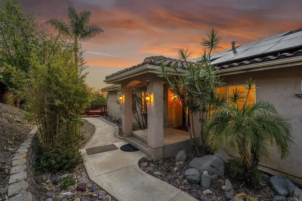 1021 Marine View Drive, Vista, CA 92081 - #1