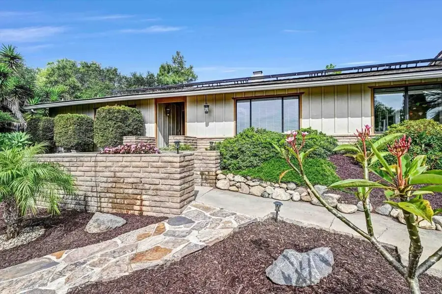 3056 Overhill Drive, Vista, CA 92084 - #3