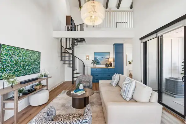 1602 San Remo Place #201, Encinitas, CA 92024