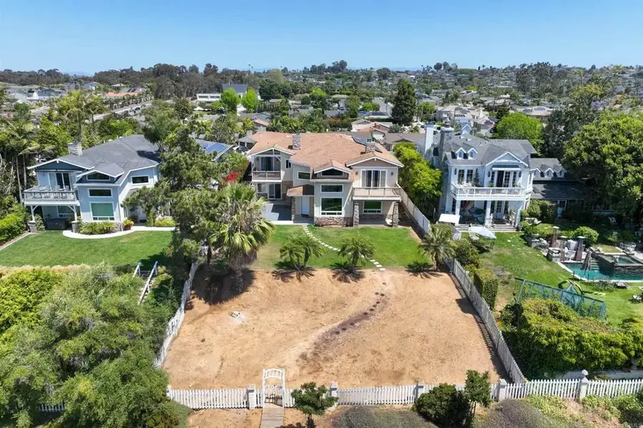 1546 Oak Ave, Carlsbad, CA 92008 - #3