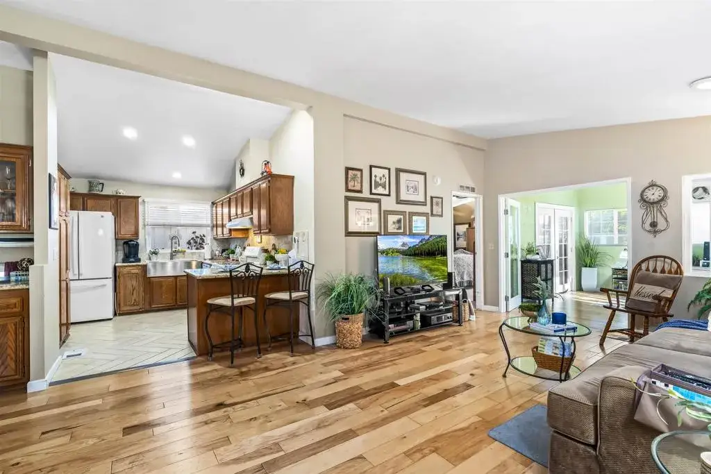 2010 W San Marcos Blvd #8, San Marcos, CA 92078 - #1