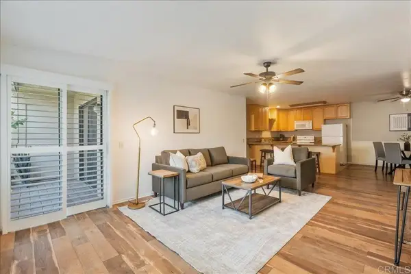 425 Autumn Drive #21, San Marcos, CA 92069