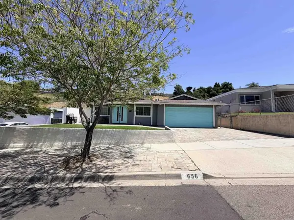 656 Roja Street, Oceanside, CA 92057