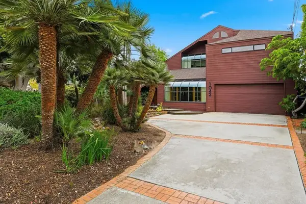 1042 Hymettus Avenue, Encinitas, CA 92024