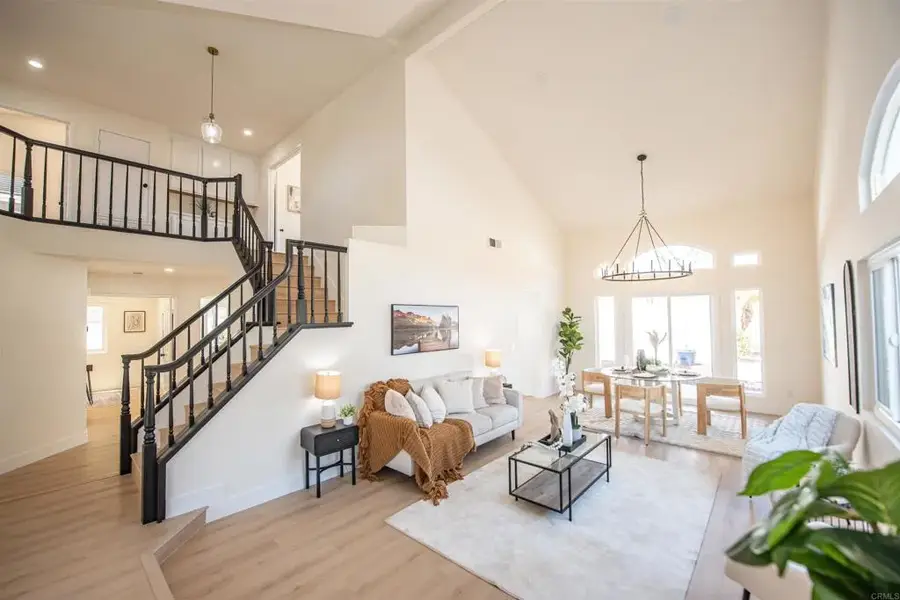 2038 Ridgeline Avenue, Vista, CA 92081 - #3