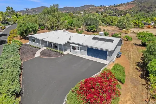 2194 Foothill Drive, Vista, CA 92084