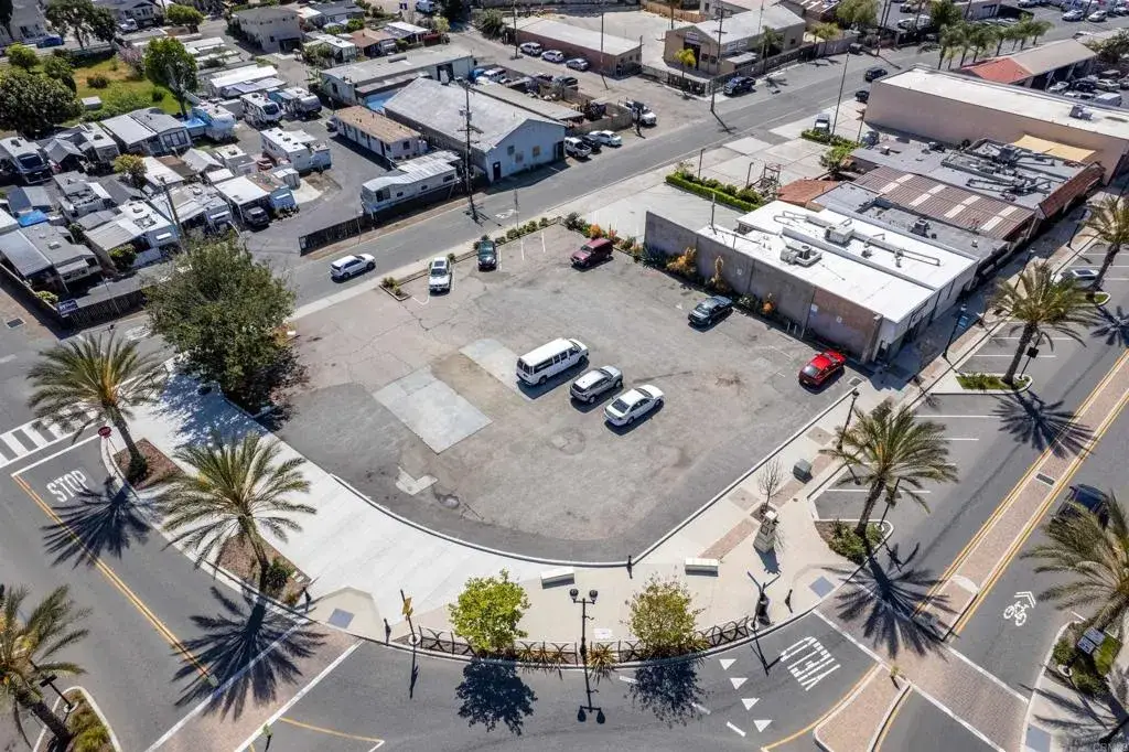 745 S Santa Fe Ave., Vista, CA 92083 - #1