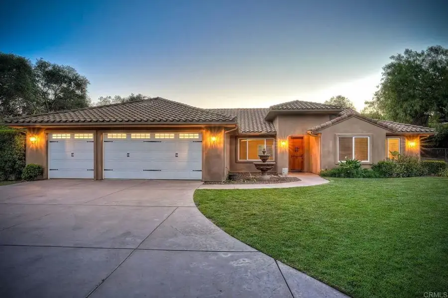 1285 S Stage Coach Ln, Fallbrook, CA 92028 - #2