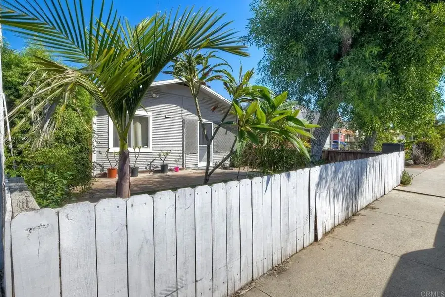 412 W 9th Ave, Escondido, CA 92025 - #3