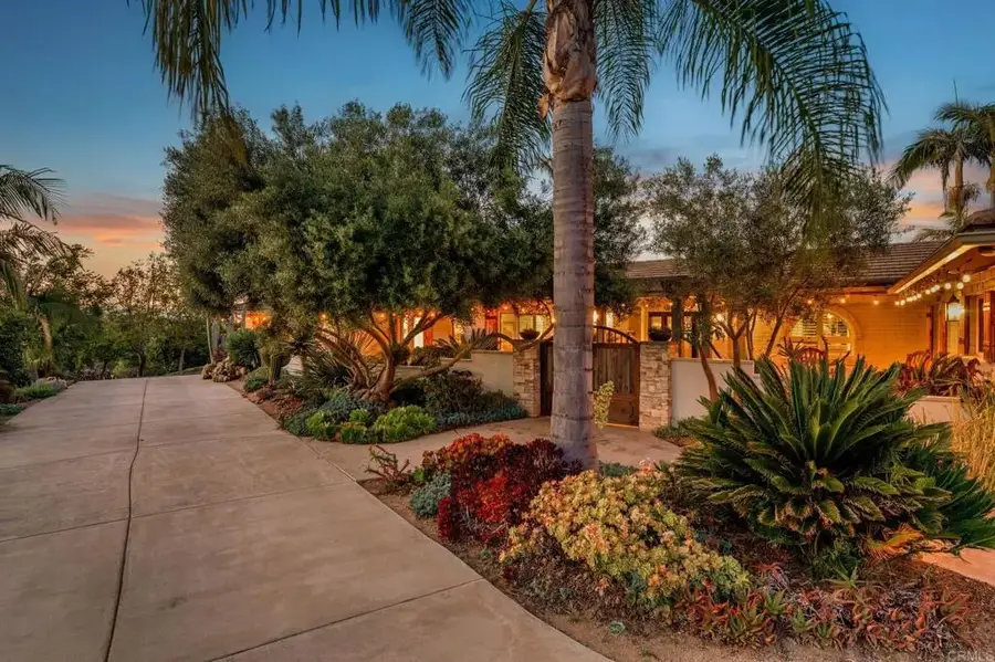 560 Rancho Camino, Fallbrook, CA 92028 - #2
