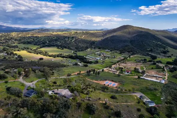 26086 Bear Valley Heights Road, Escondido, CA 92027