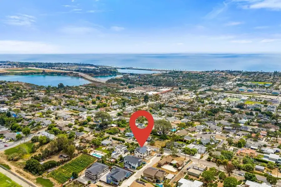 3794 Highland Drive, Carlsbad, CA 92008 - #2