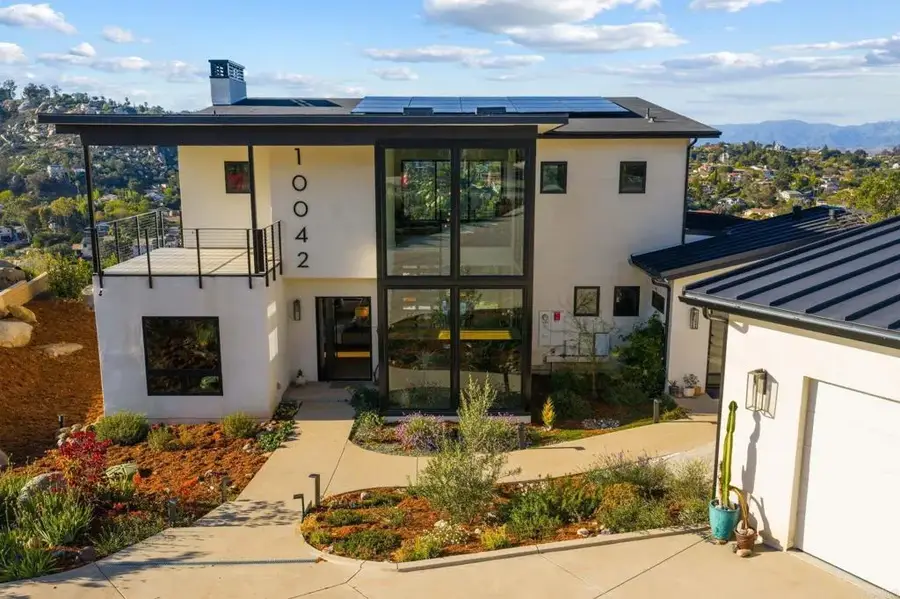 10042 Tall Oak Dr, Escondido, CA 92026 - #2