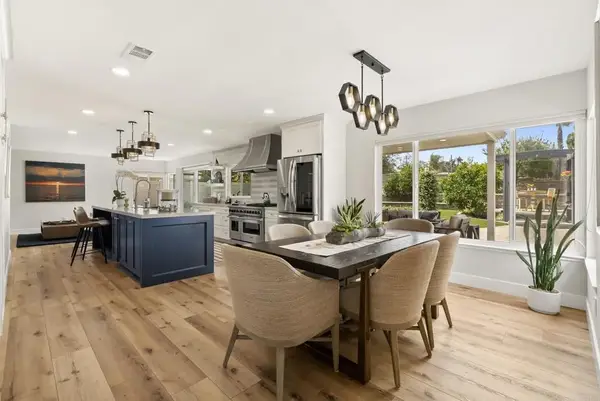 1504 Valleda Lane, Encinitas, CA 92024