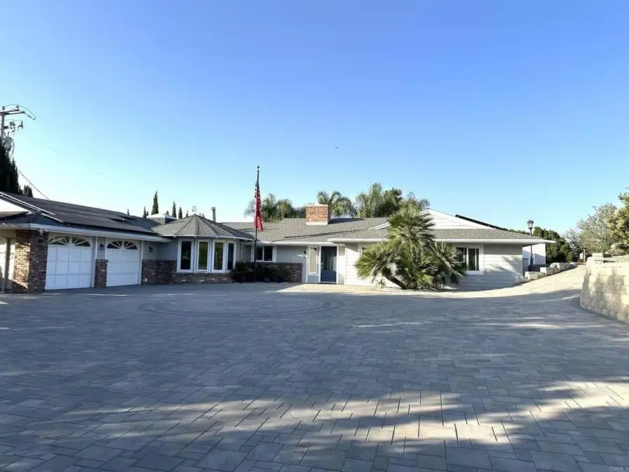 1001 Riverview Drive, Fallbrook, CA 92028 - #2