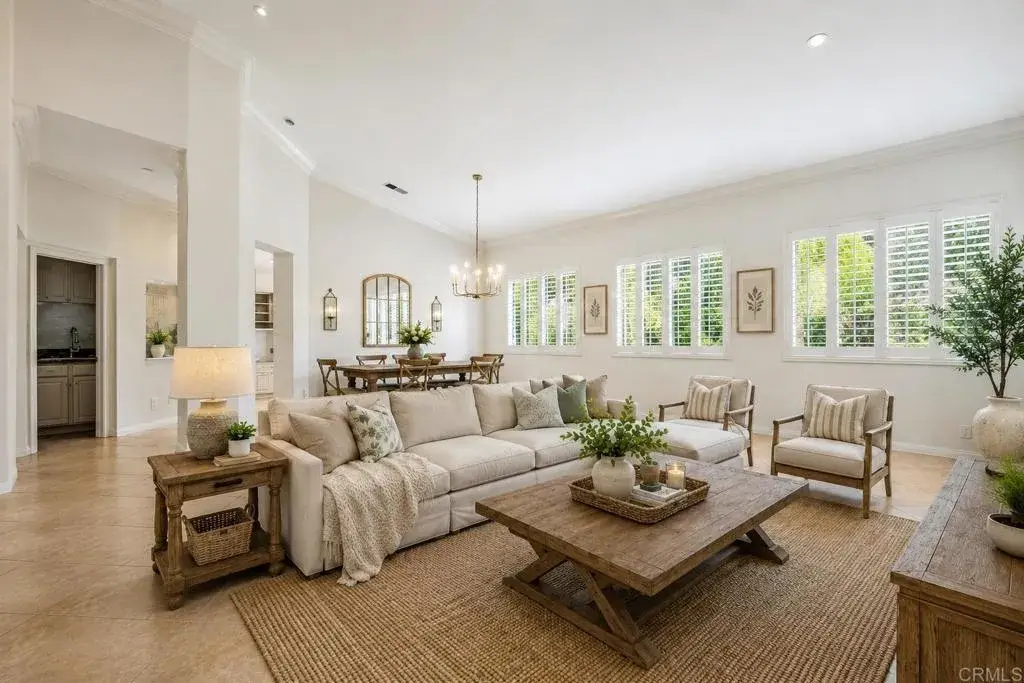 672 Inverlochy Drive, Fallbrook, CA 92028 - #1