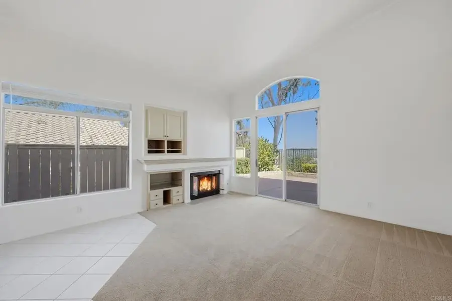 810 Calle Montera, Escondido, CA 92025 - #3