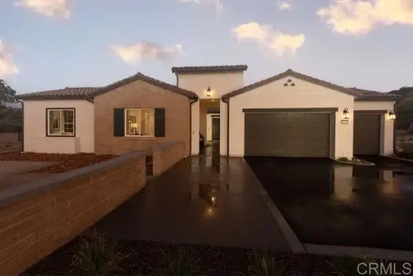 2570 Woodland Heights Glen, Escondido, CA 92026