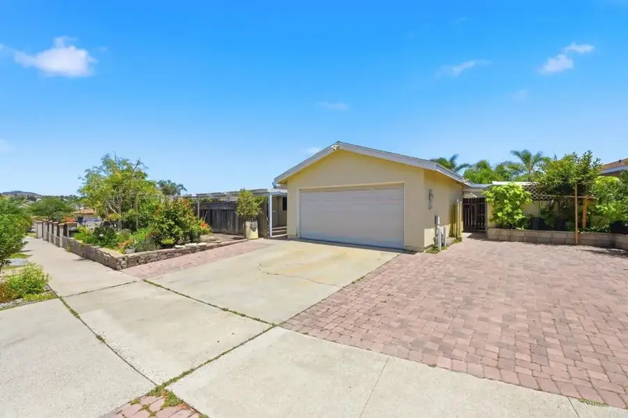 656 Parker Street, Oceanside, CA 92057 - #2