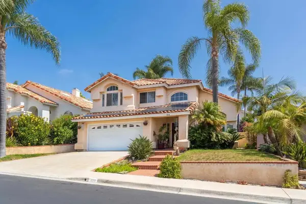 1810 Olympus Loop Drive, Vista, CA 92081