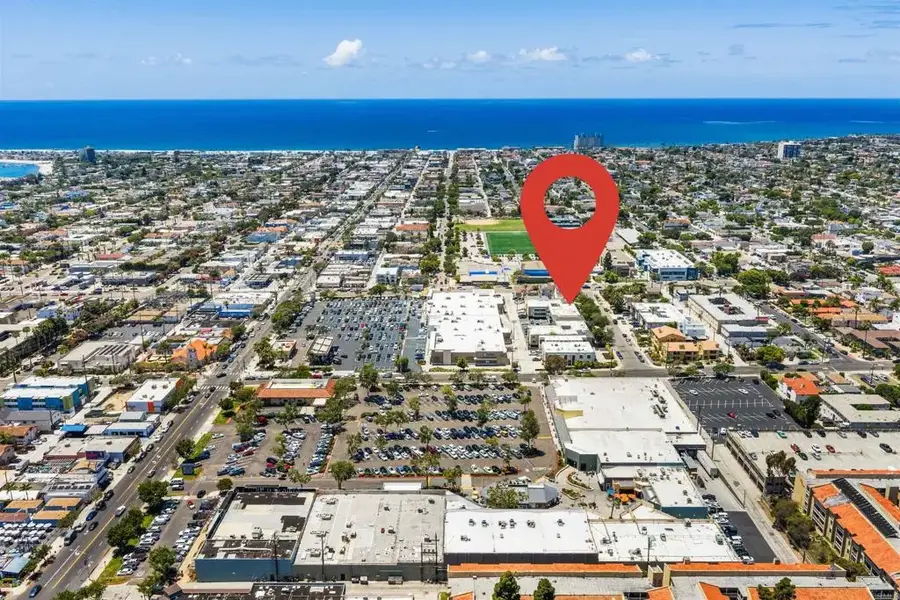 1645 Emerald #1D, San Diego, CA 92109 - #3