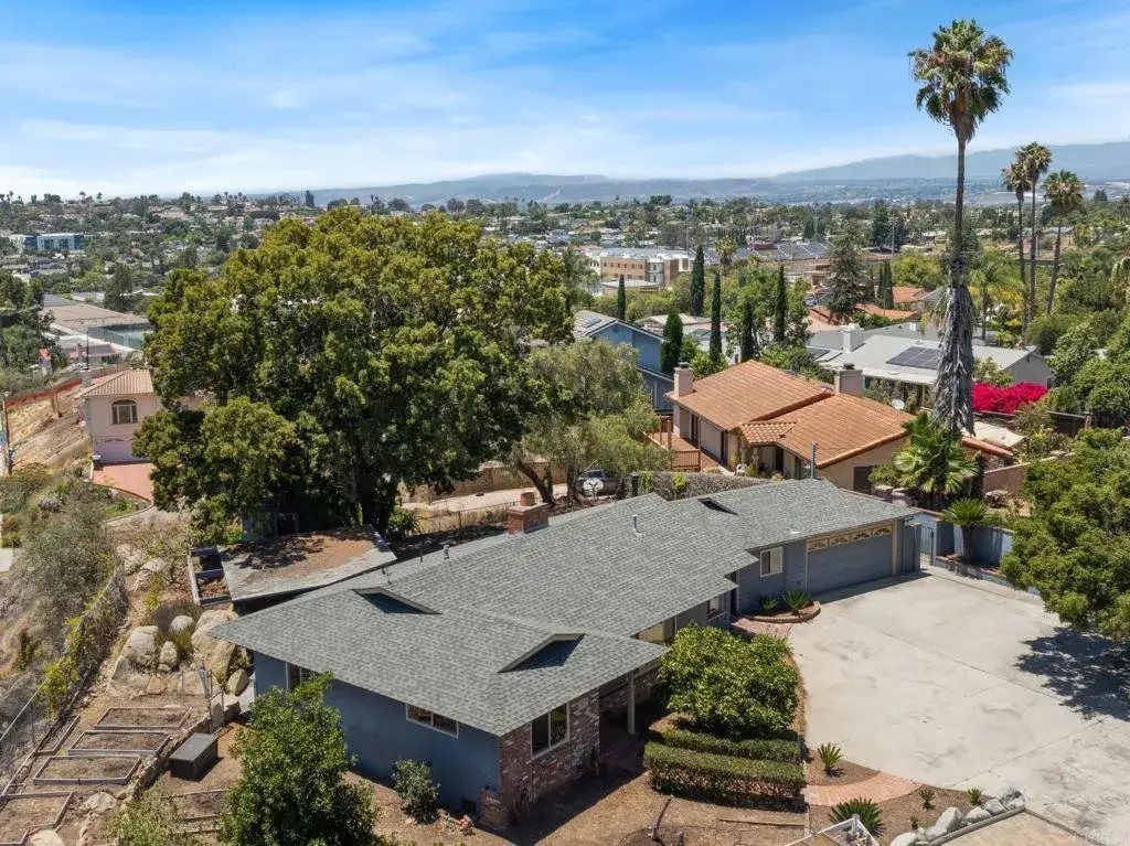 673 Monterey Lane, Vista, CA 92084 - #1
