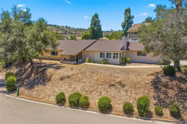 2837 Carlton Way, Fallbrook, CA 92028