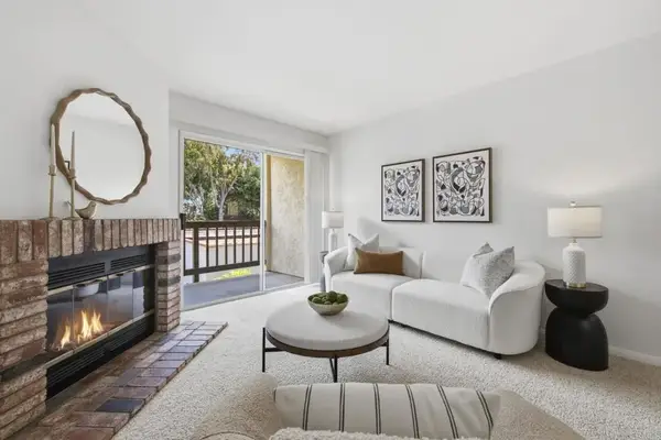7130 Shoreline Dr #1202, University City, CA 92122