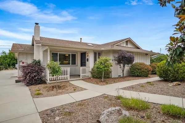 2211 Winterwarm Dr, Fallbrook, CA 92028