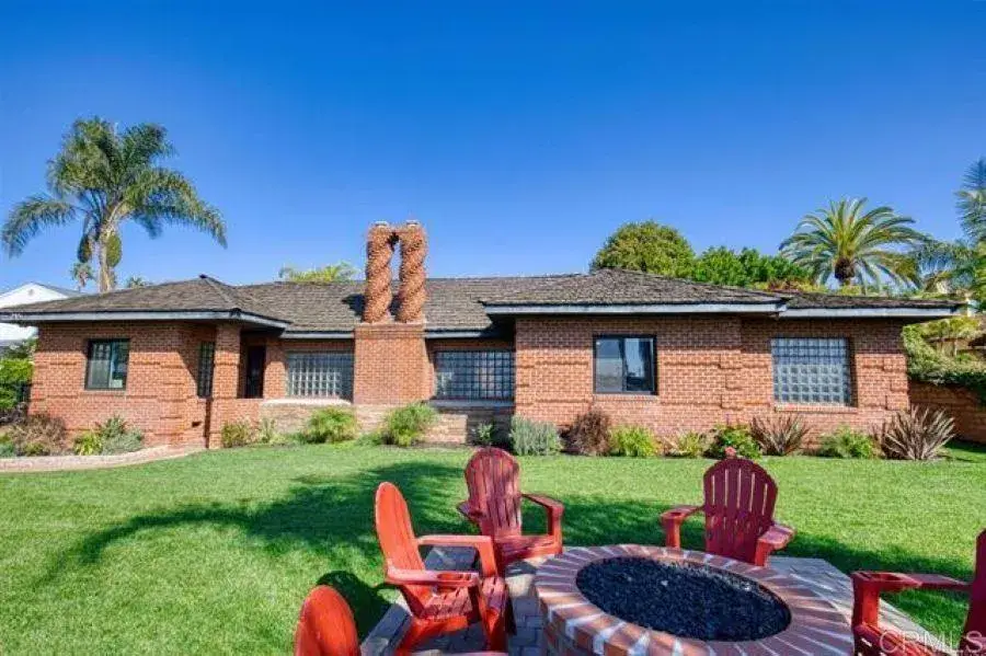 215 N Vulcan Avenue, Encinitas, CA 92024 - #2