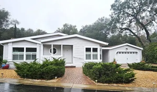 8975 Lawrence Welk Drive #7, Escondido, CA 92026