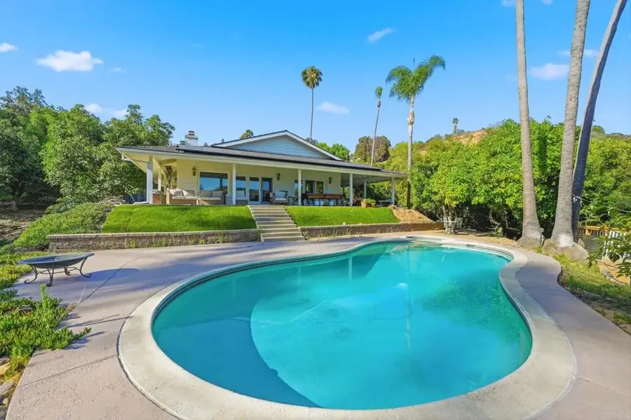 3830 Lake Garden Drive, Fallbrook, CA 92028 - #3