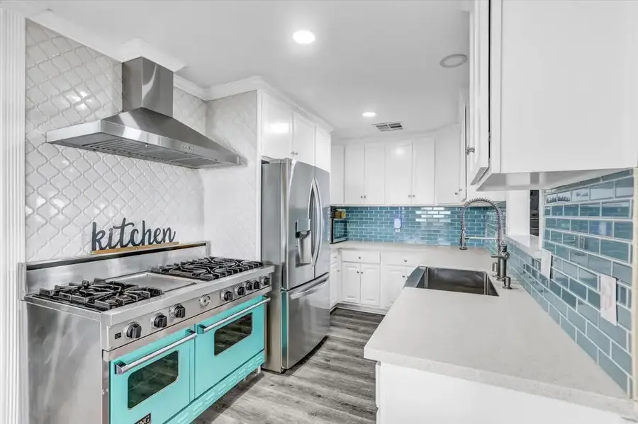 819 Iris Avenue, Imperial Beach, CA 91932 - #2
