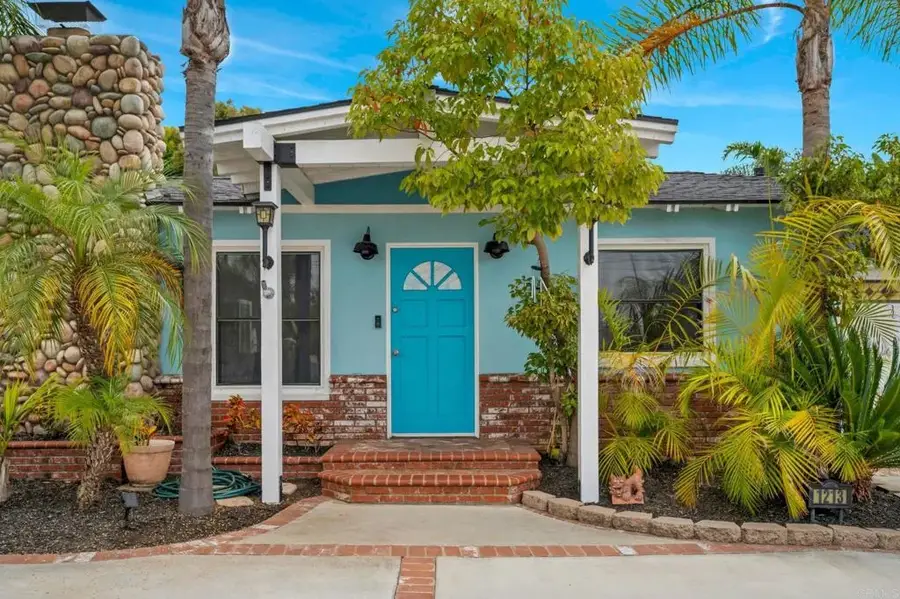 1213 Vista Way, Oceanside, CA 92054 - #3